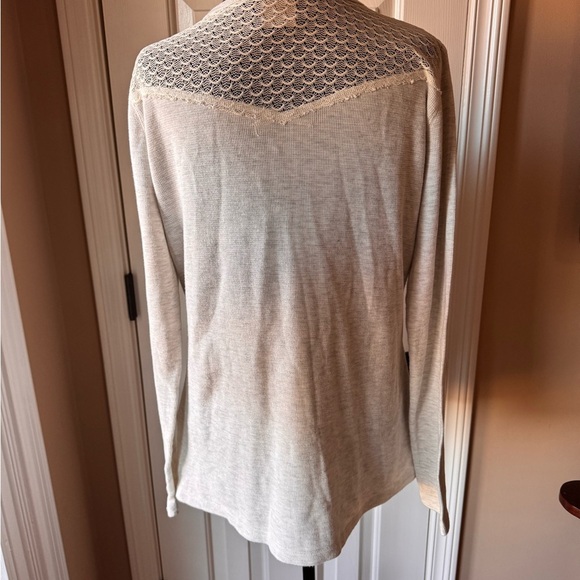 Harley-Davidson Cream Long Sleeve with Red and Blue Graphic size x-large - Picture 5 of 11